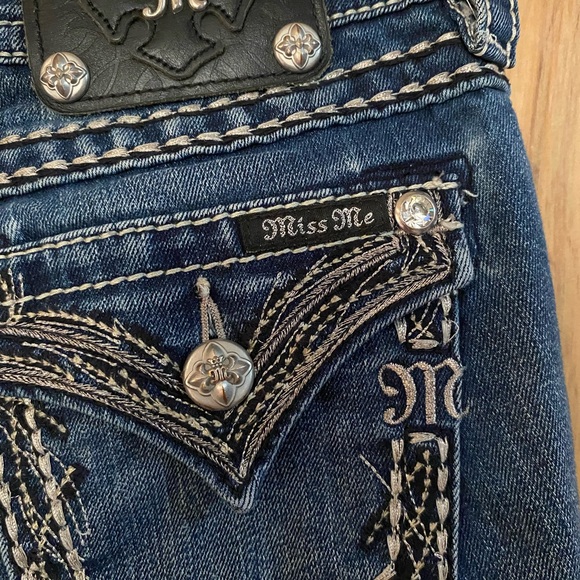 MISS ME Like NEW jeans size 25 signature boot cut - Picture 10 of 15